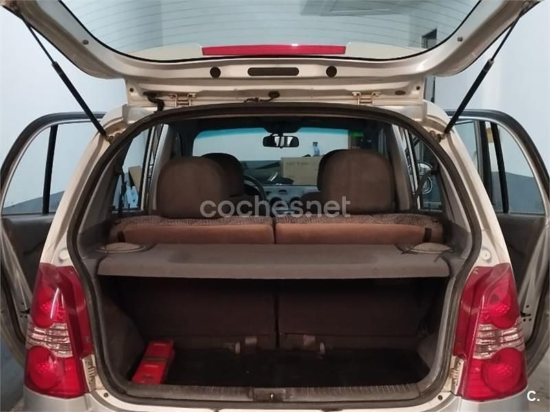 Usado Hyundai Atos GLS 59 CV (43 kW) 2004 Gris / plata Utilitario