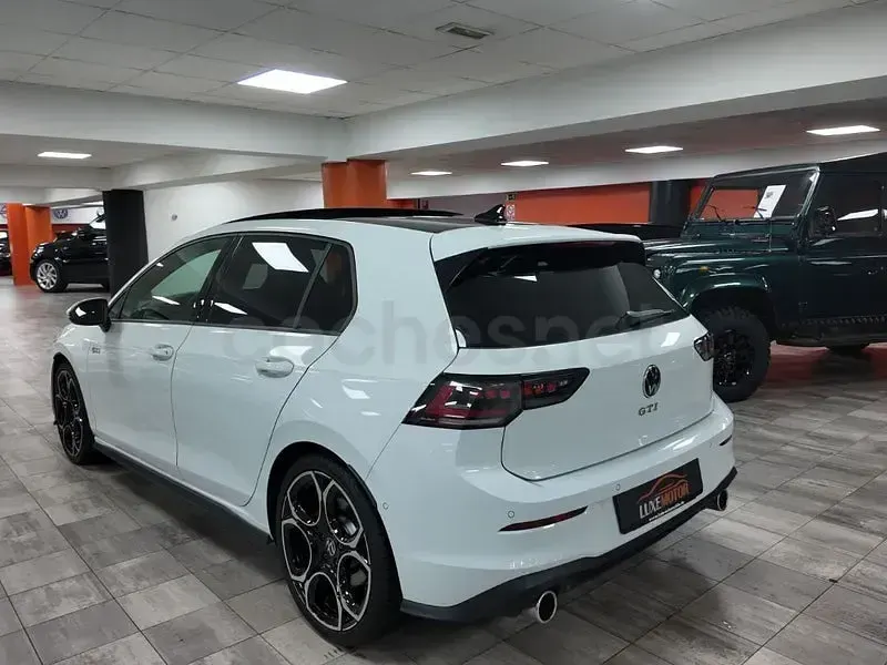 Usado VW Golf VIII GTI 266 CV (195 kW) 2024 Blanco Berlina