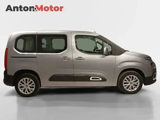 Usado Citroën Berlingo Feel 110 CV (80 kW) 2021 Gris Monovolumen