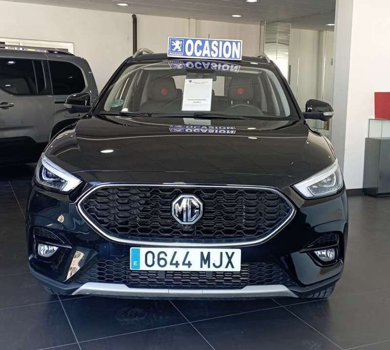 Negro Usado 2023 MG ZS Luxury Berlina | 15.900 € (Buen precio) - Imagen 1/4