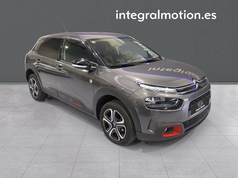 Usado Citroën C4 Cactus 102 CV (75 kW) 2020 Gris Utilitario