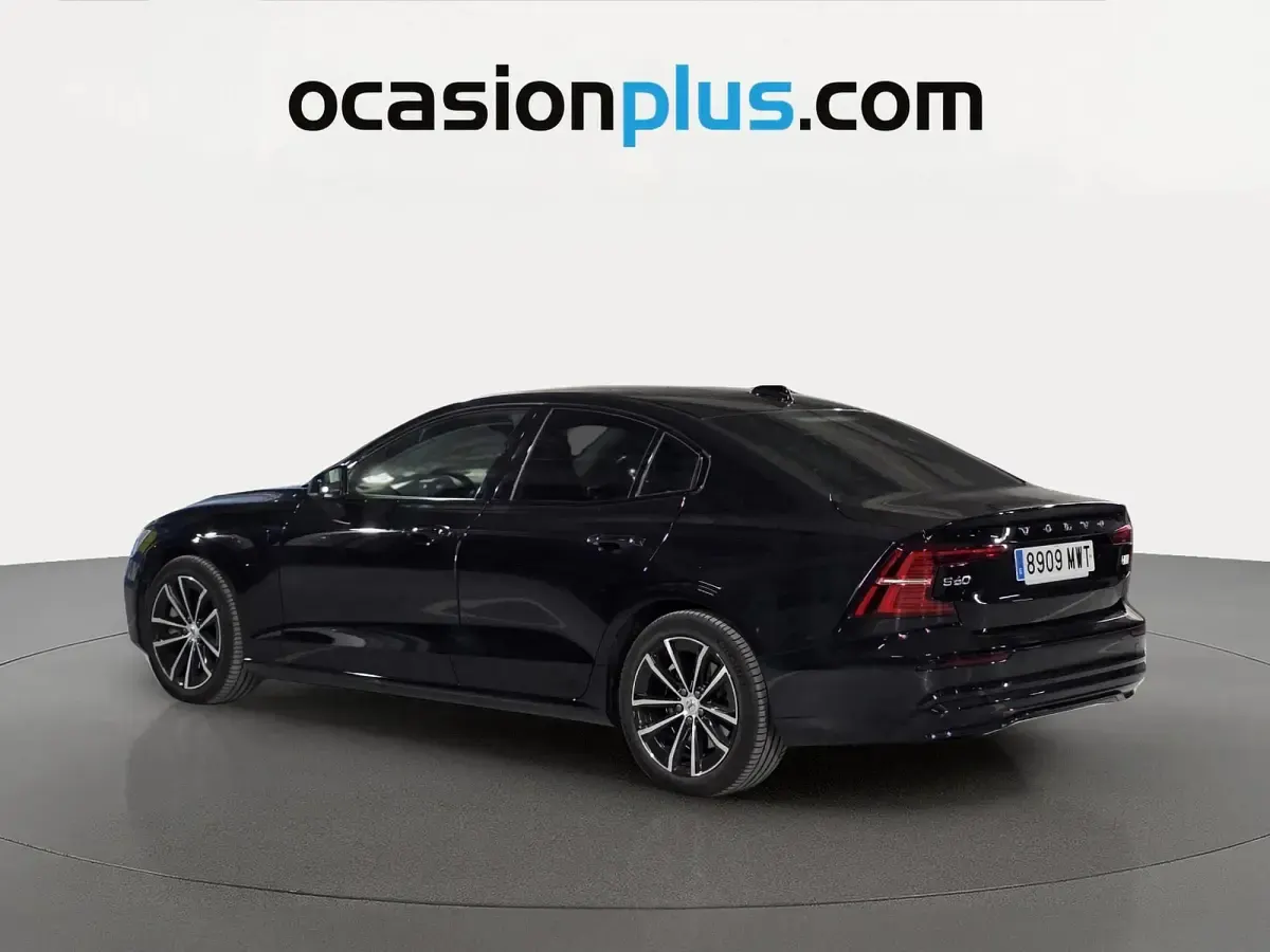 Usado Volvo S60 Plus 455 CV (334 kW) 2024 Negro Berlina