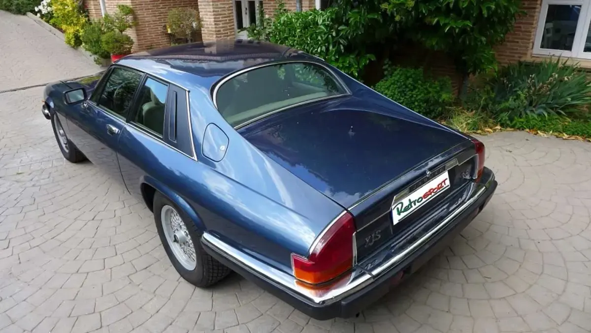 Usado Jaguar XJS 224 CV (164 kW) 1988 Azul Coupe