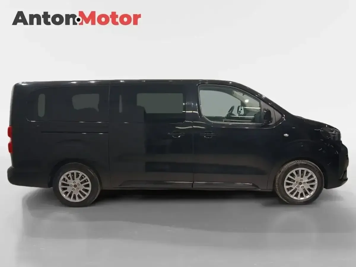 Usado Peugeot Traveller Business-Line 180 CV (132 kW) 2024 Negro Monovolumen