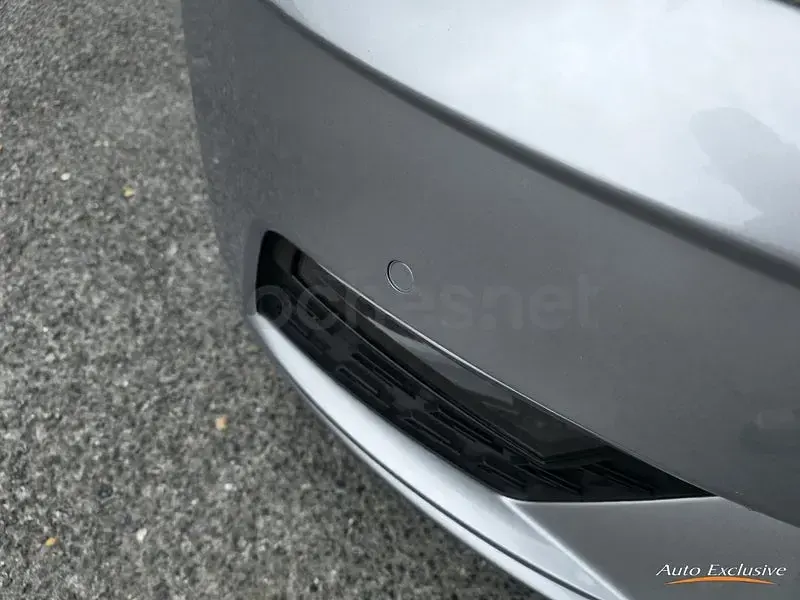 Usado Seat Leon XCELLENCE 150 CV (110 kW) 2019 Gris / plata Berlina