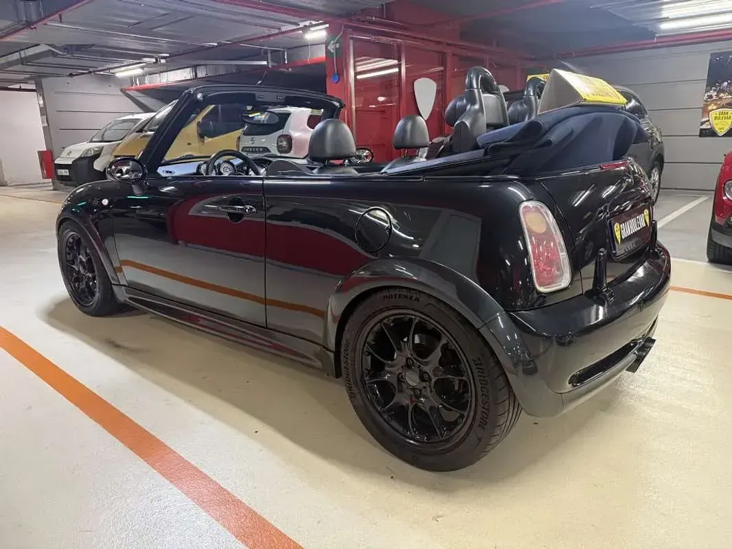 Usado Mini Cooper Cabriolet 170 CV (125 kW) 2006 Negro Descapotable
