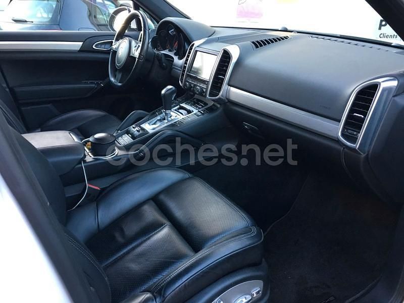 Usado Porsche Cayenne 245 CV (180 kW) 2012 Blanco SUV