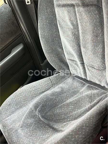 Usado Ford Fiesta 50 CV (36 kW) 1996 Blanco Utilitario