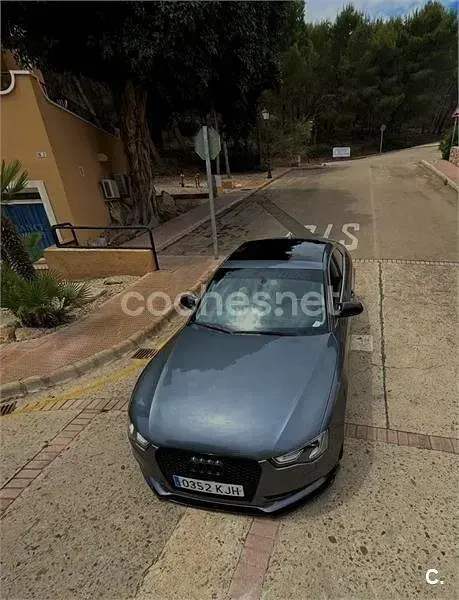 Usado Audi A5 S-Line 177 CV (130 kW) 2013 Gris / plata Coupe