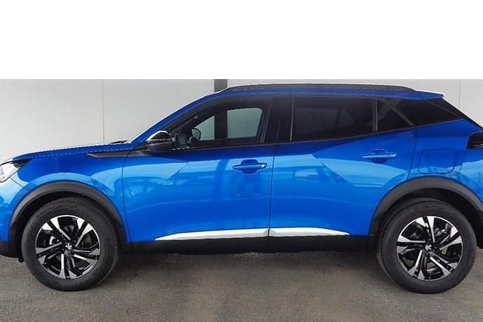 Usado Peugeot 2008 Allure 100 CV (73 kW) 2022 SUV