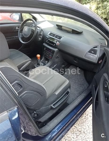 Azul Usado 2005 Citroën C4 VTR Sport Berlina | 2800 € (Buen precio) - Imagen 1/4