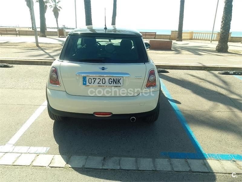 Usado Mini ONE 95 CV (69 kW) 2009 Beige Utilitario