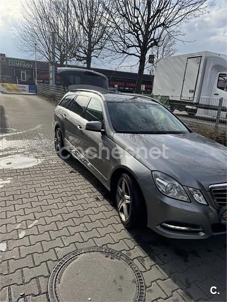Usado Mercedes E250 Avantgarde 204 CV (150 kW) 2011 Gris / plata Familiar