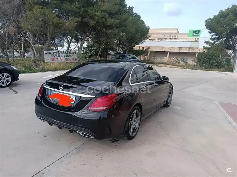Usado Mercedes C220 AMG line 170 CV (125 kW) 2017 Negro Berlina