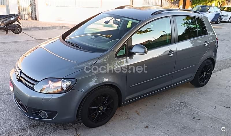 Gris / plata Usado 2009 VW Golf Plus Advance Monovolumen | 7300 € (Precio justo) - Imagen 1/4