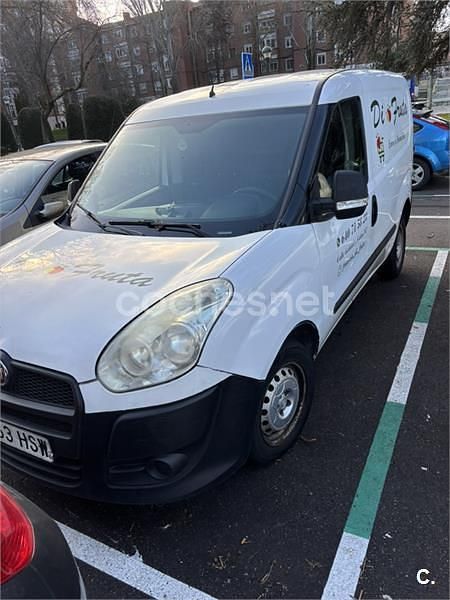 Usado Fiat Doblò 90 CV (66 kW) 2012 Blanco Monovolumen
