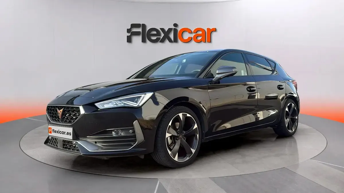 Usado Cupra Leon 150 CV (110 kW) 2024 Negro Berlina