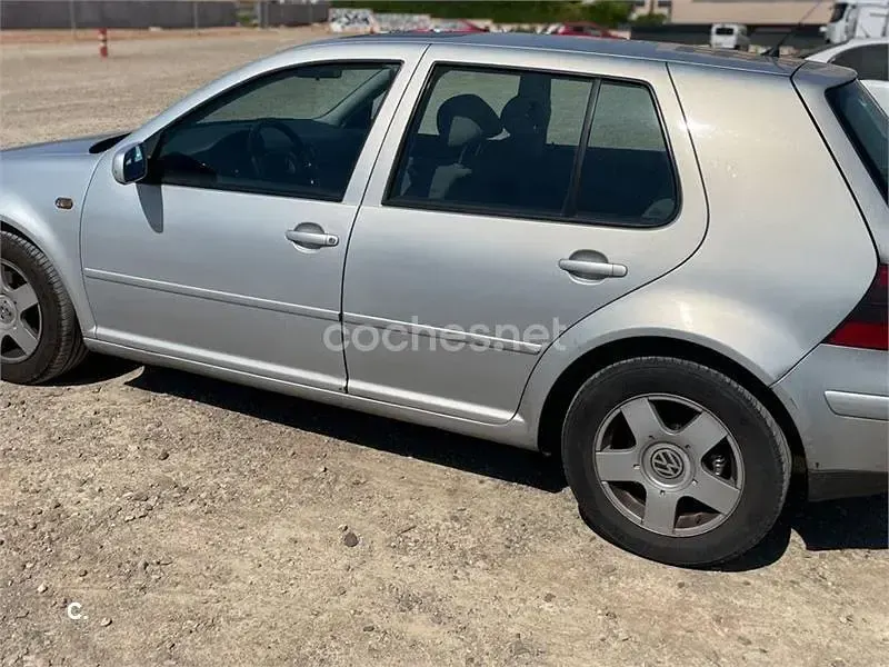Usado VW Golf III Highline 110 CV (80 kW) 1998 Gris / plata Berlina