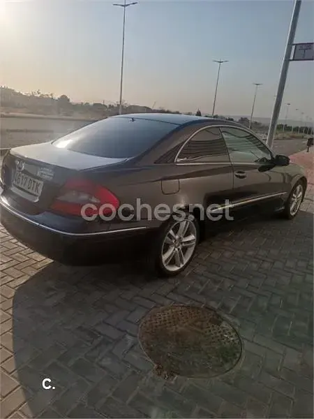 Usado Mercedes CLK320 Avantgarde 224 CV (164 kW) 2005 Negro Coupe