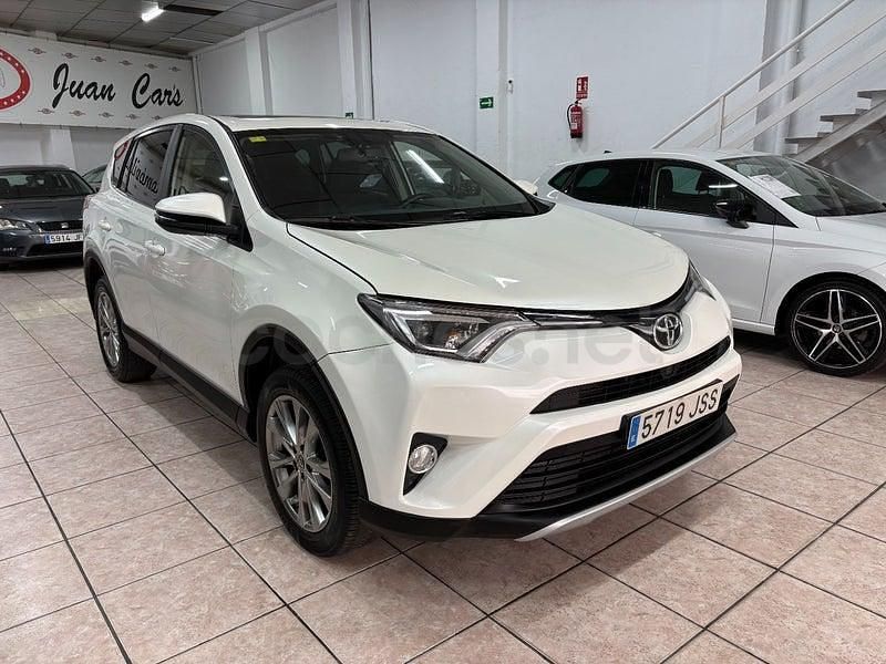 Usado Toyota RAV4 Executive 150 CV (110 kW) 2016 Blanco SUV