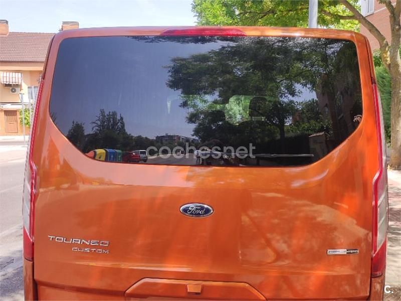 Naranja Usado 2022 Ford Tourneo Custom Active Monovolumen | 37.400 € (Un poco caro) - Imagen 1/4