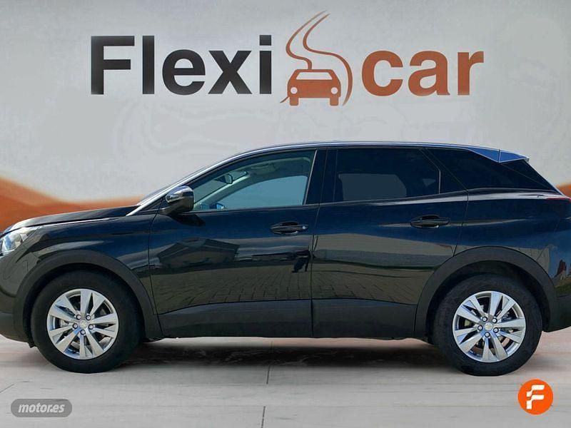 Usado Peugeot 3008 Active 130 CV (95 kW) 2018 Negro SUV