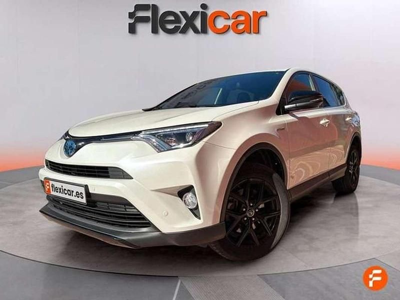 Usado Toyota RAV4 Hybrid Advance 197 CV (144 kW) 2017 Blanco SUV