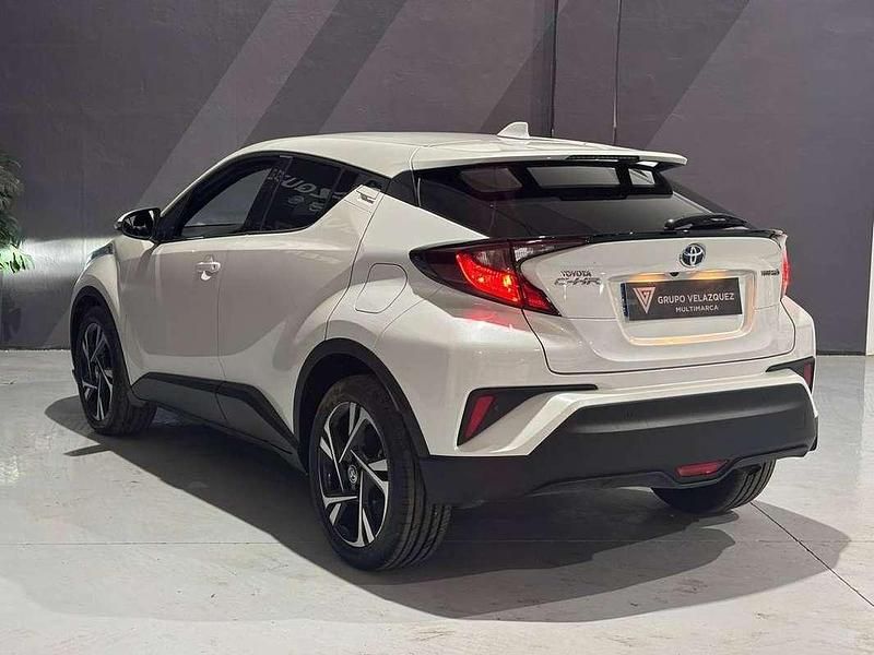 Usado Toyota C-HR Advance 122 CV (89 kW) 2022 Blanco SUV