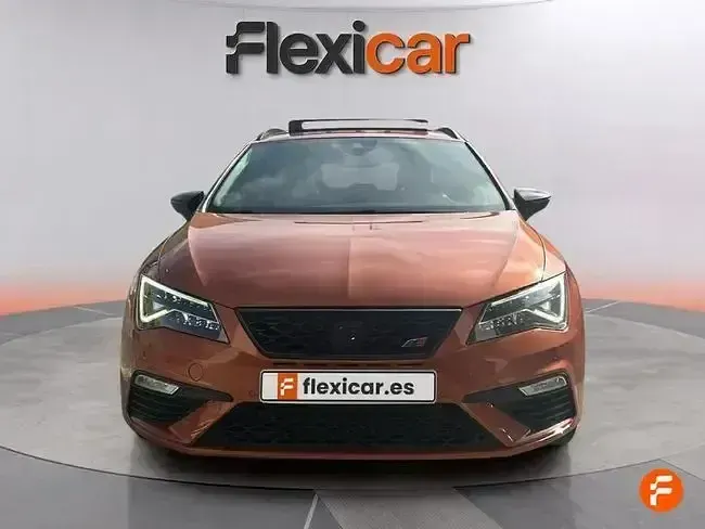 Usado Seat Leon CUPRA 300 CV (220 kW) 2018 Naranja Familiar