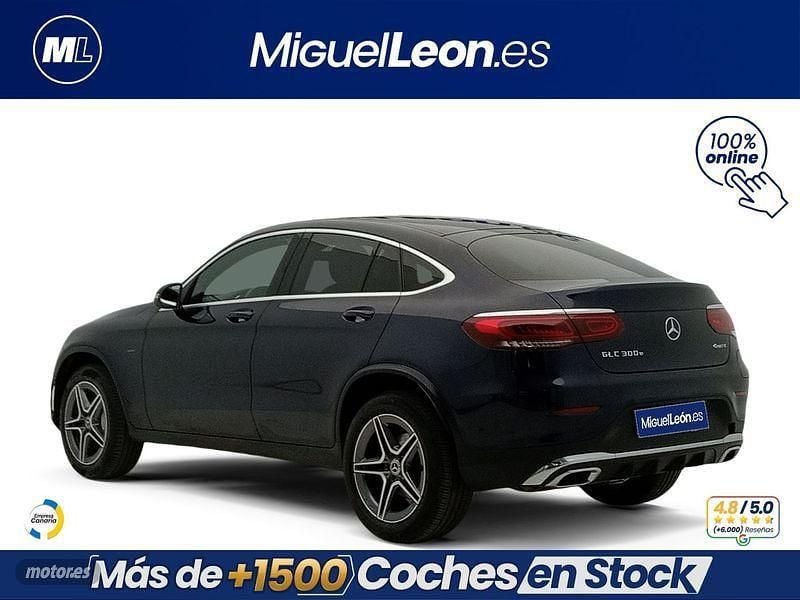 Usado Mercedes GLC300e 320 CV (235 kW) 2021 Azul Coupe