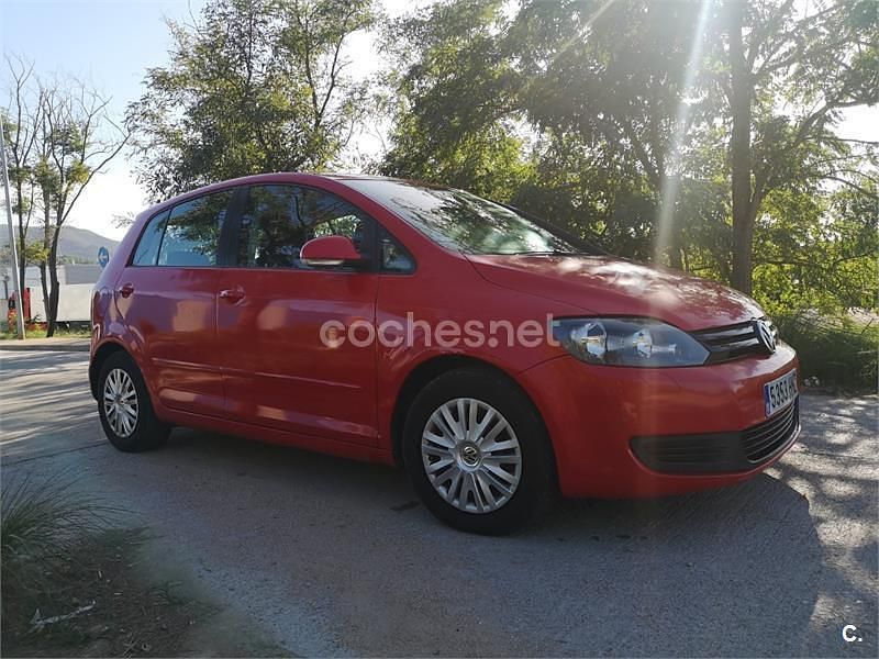 Rojo Usado 2012 VW Golf Plus Sport Monovolumen | 6600 € (Super precio) - Imagen 1/4