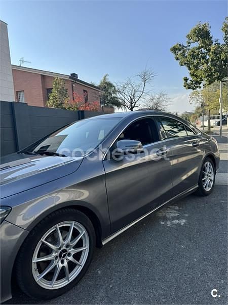 Usado Mercedes CLA200 136 CV (100 kW) 2016 Gris / plata Berlina