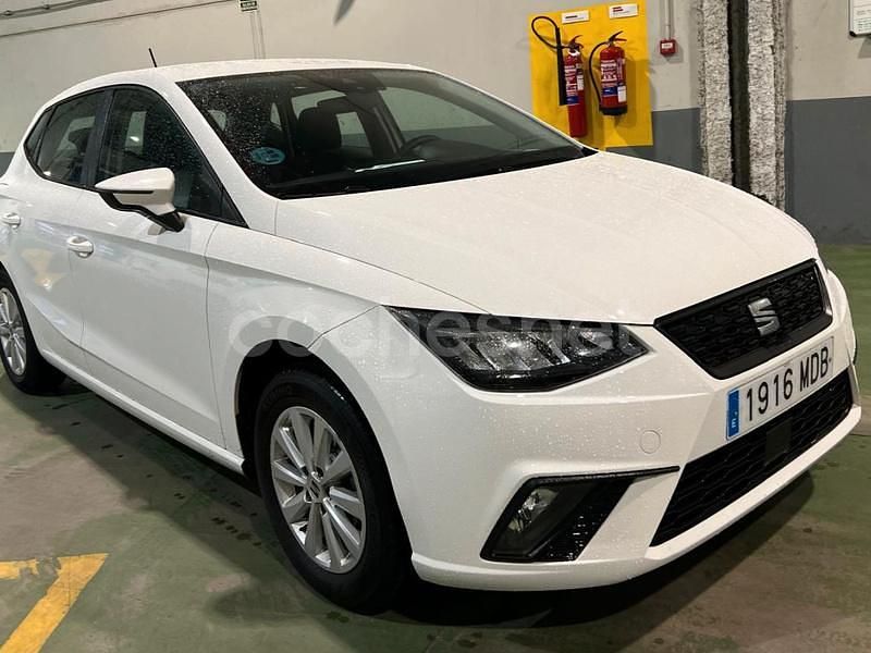 Usado Seat Ibiza Reference 80 CV (58 kW) 2022 Blanco Berlina