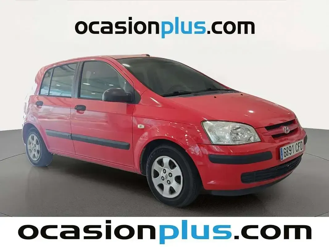 Usado Hyundai Getz 63 CV (46 kW) 2003 Rojo Utilitario