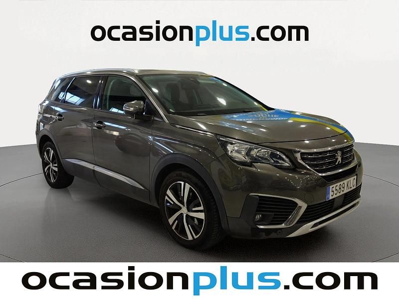 Usado Peugeot 5008 Allure 120 HP (88 kW) 2018 Cinzento SUV