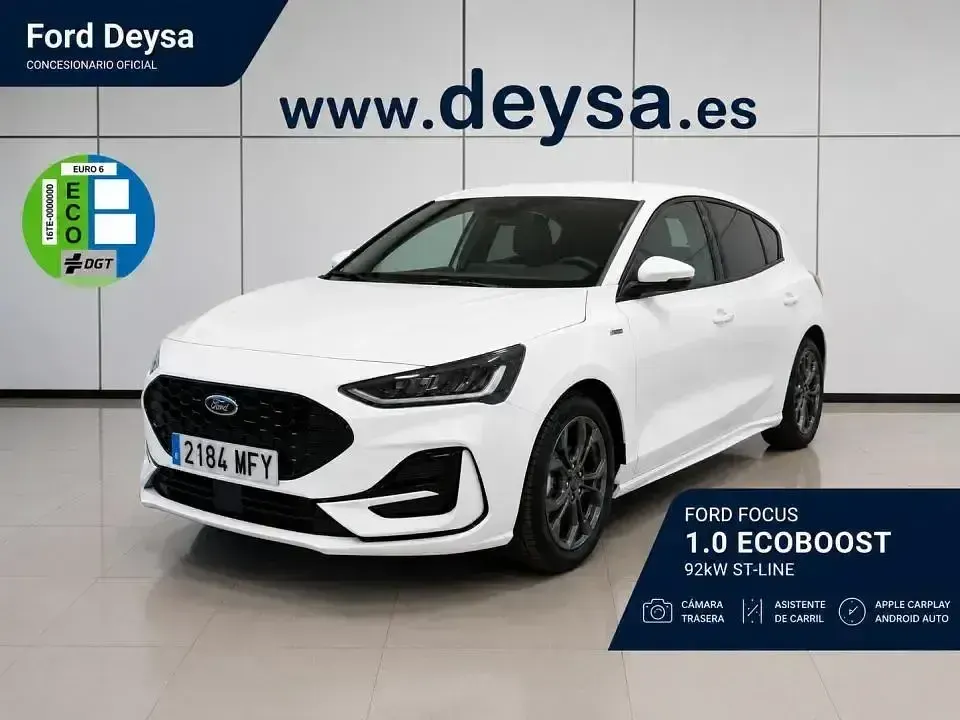 Usado Ford Focus ST-Line 125 CV (91 kW) 2023 Blanco Berlina