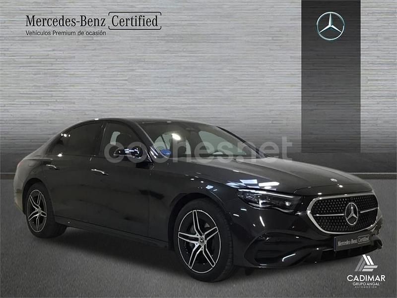 Usado Mercedes E300 AMG line 313 CV (230 kW) 2024 Gris / plata Berlina