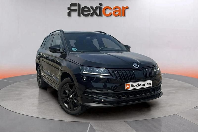 Negro Usado 2021 Skoda Karoq SportLine SUV | 22.290 € (Caro) - Imagen 1/4