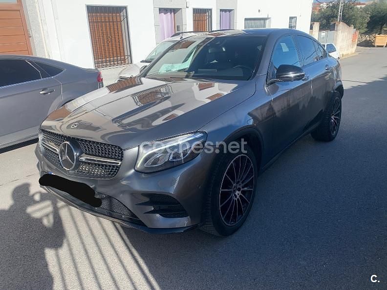 Usado Mercedes GLC250 211 CV (155 kW) 2019 Gris / plata Coupe