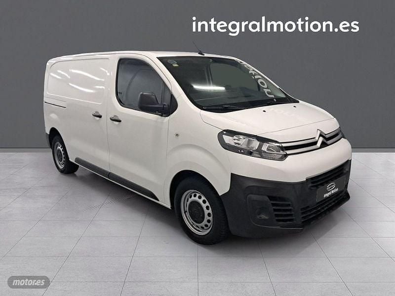 Usado Citroën Jumpy 102 CV (75 kW) 2024 Blanco Monovolumen