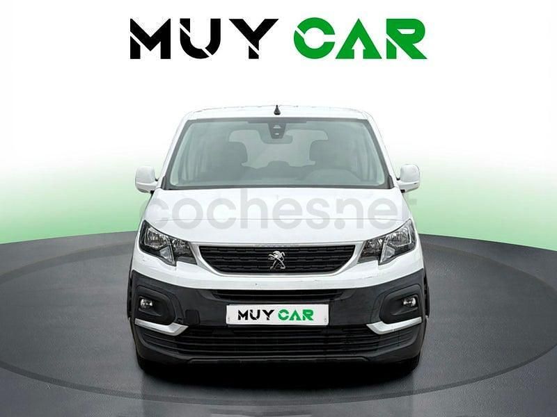 Usado Peugeot Rifter Style 100 CV (73 kW) 2020 Blanco Monovolumen