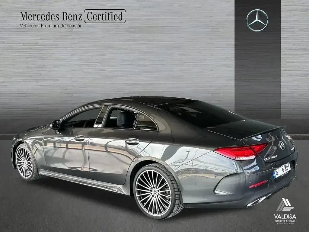 Usado Mercedes CLS300 AMG line 265 CV (194 kW) 2023 Gris Berlina