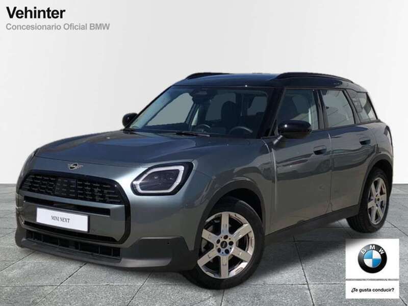 Verde Usado 2024 Mini One D Countryman Essential SUV | 38.590 € (Un poco caro) - Imagen 1/4