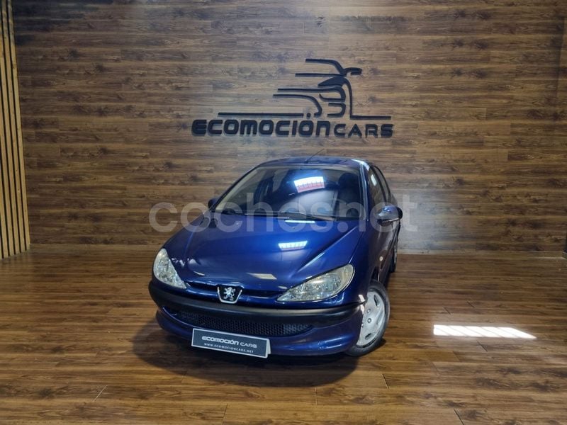 Azul Usado 2003 Peugeot 206 Berlina | 1490 € (Buen precio) - Imagen 1/4