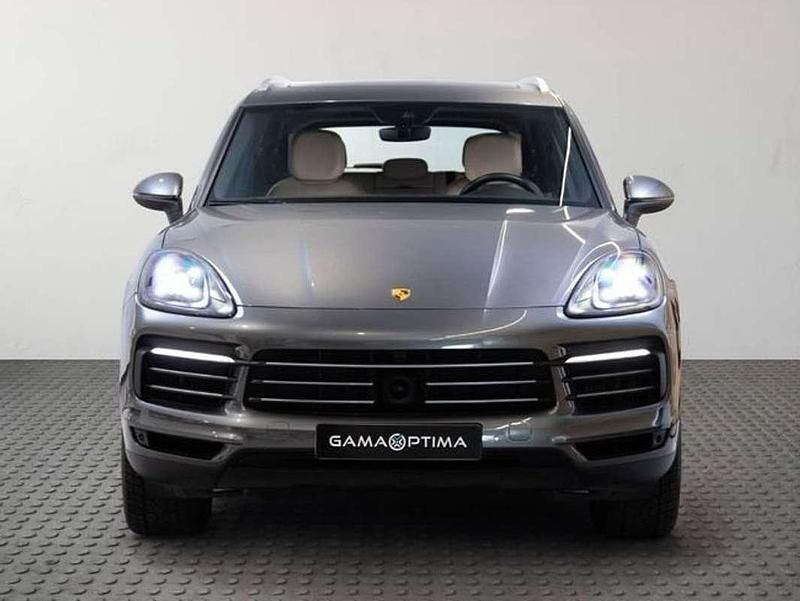 Usado Porsche Cayenne 462 CV (339 kW) 2019 Gris SUV