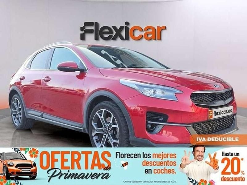 Usado Kia XCeed 160 CV (117 kW) 2021 Burdeos SUV