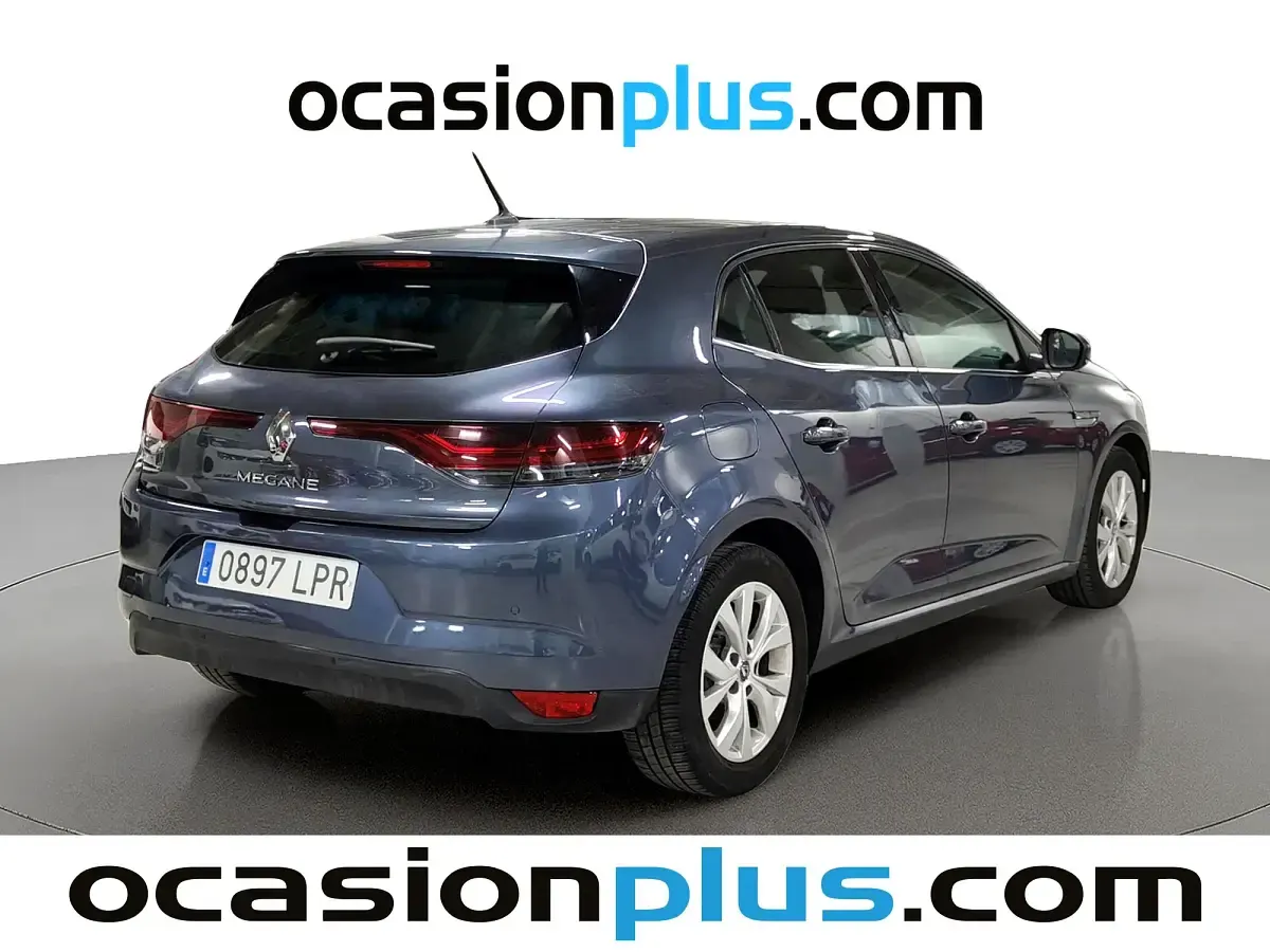 Usado Renault Mégane II Intens 116 CV (85 kW) 2021 Gris Berlina