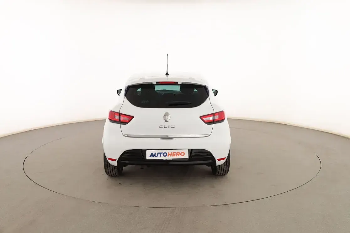 Usado Renault Clio LIMITED 75 CV (55 kW) 2018 Blanco Utilitario