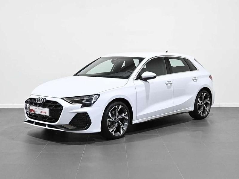 Blanco Usado 2024 Audi A3 Sportback S-Line Utilitario | 35.700 € (Caro) - Imagen 1/4