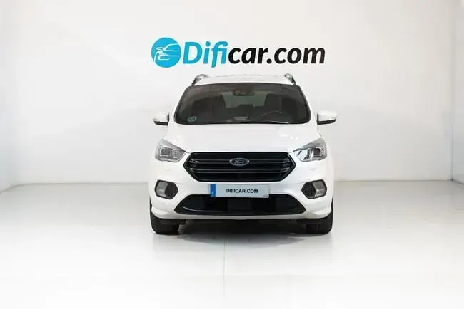 Usado Ford Kuga ST-Line 150 CV (110 kW) 2017 Blanco SUV